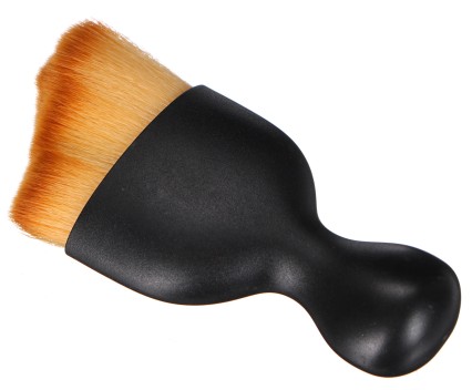 Precision brush for cleaning air conditioning grilles CAR DETAILING VENT BRUSH 1